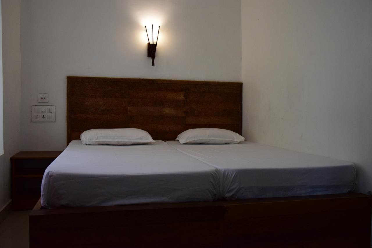 Sangeeth Beach Resort Kovalam Ngoại thất bức ảnh
